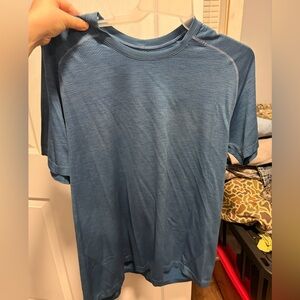 Men's Blue lululemon Shirt